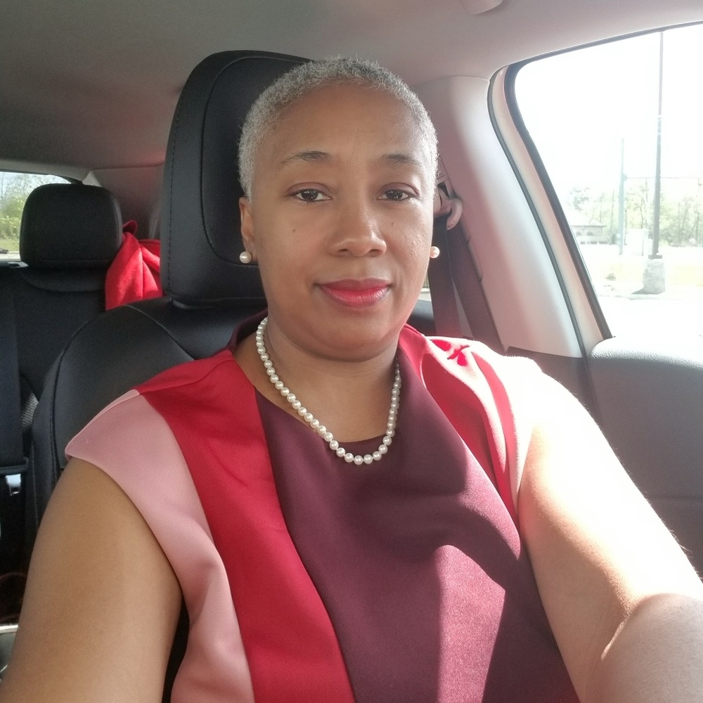 Meet your Posher, Yvette